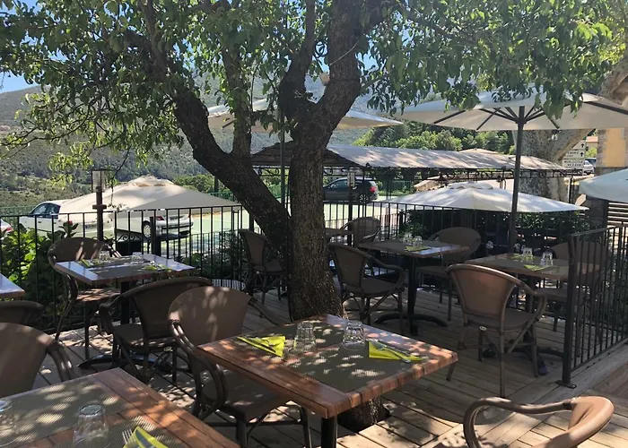 酒店 尤坎帕尼勒酒店