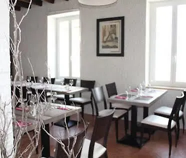 U Campanile Hotel *